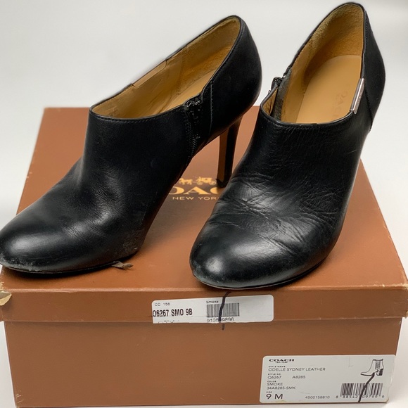 Coach Shoes - Coach Seneca Glazed Leather Black Booties 9